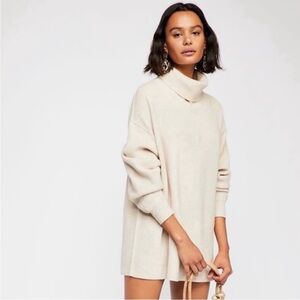 Free people softly structured sweater - beige M